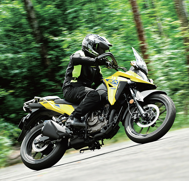 Suzuki Satria Fu motor with noisy chain in urban environment