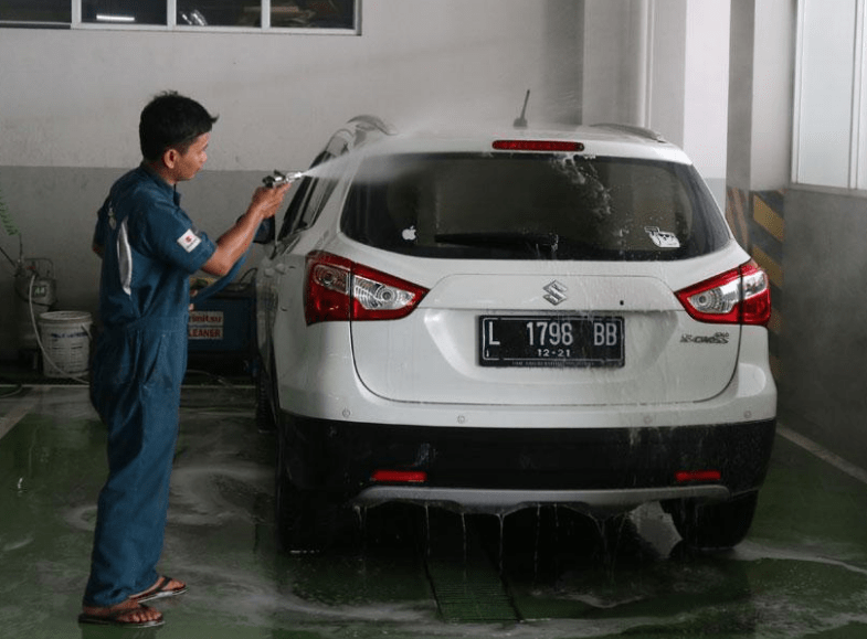 Mau Cuci Mobil Di Rumah Jangan Gunakan Sabun Cuci Piring Ya