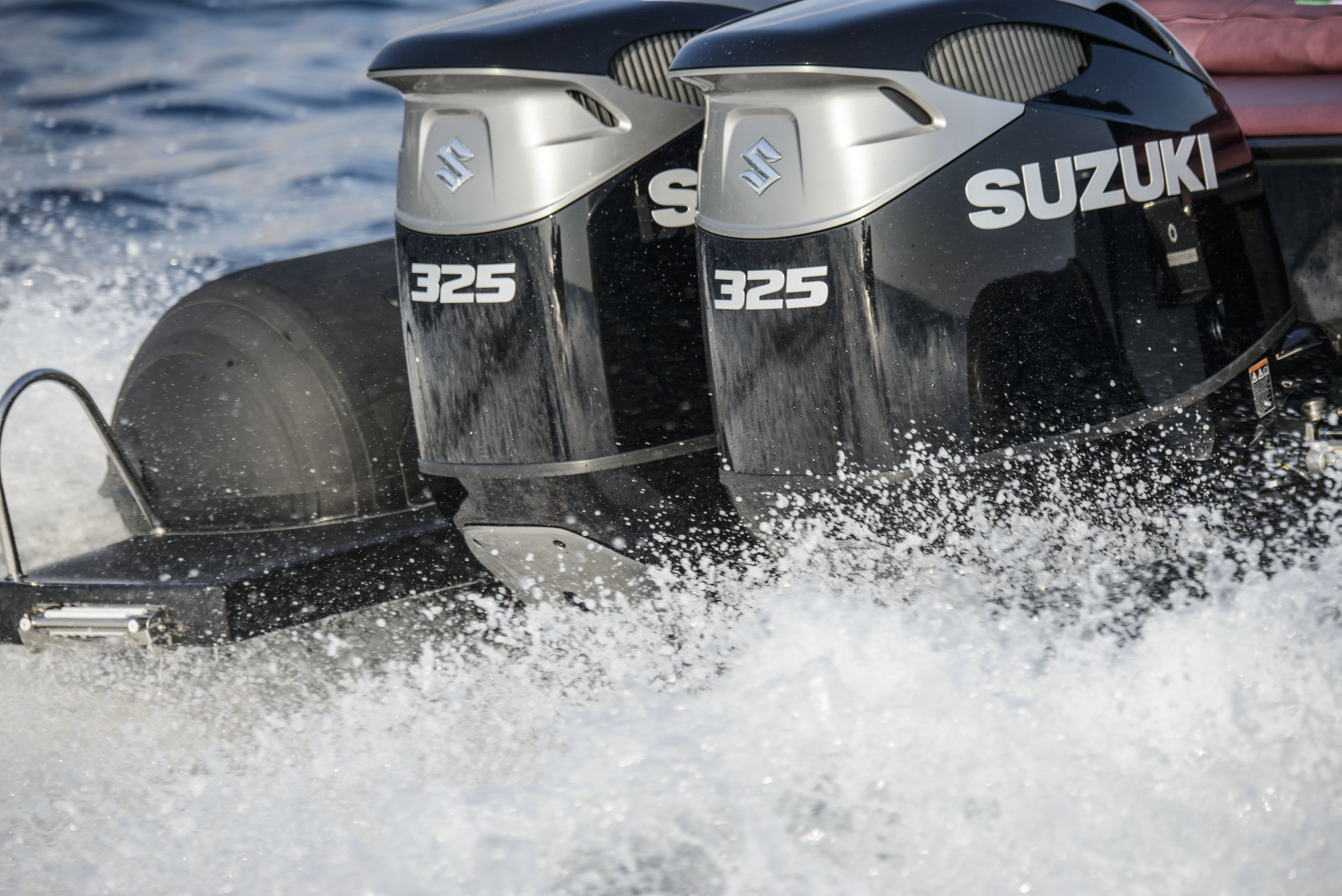 https://www.suzuki.co.id/uploads/news/dukung-industri-maritim-suzuki-marine-tawarkan-promo-beli-big-engine-v6-series-berhadiah-langsung-sepeda-motor-bandit-150.jpg