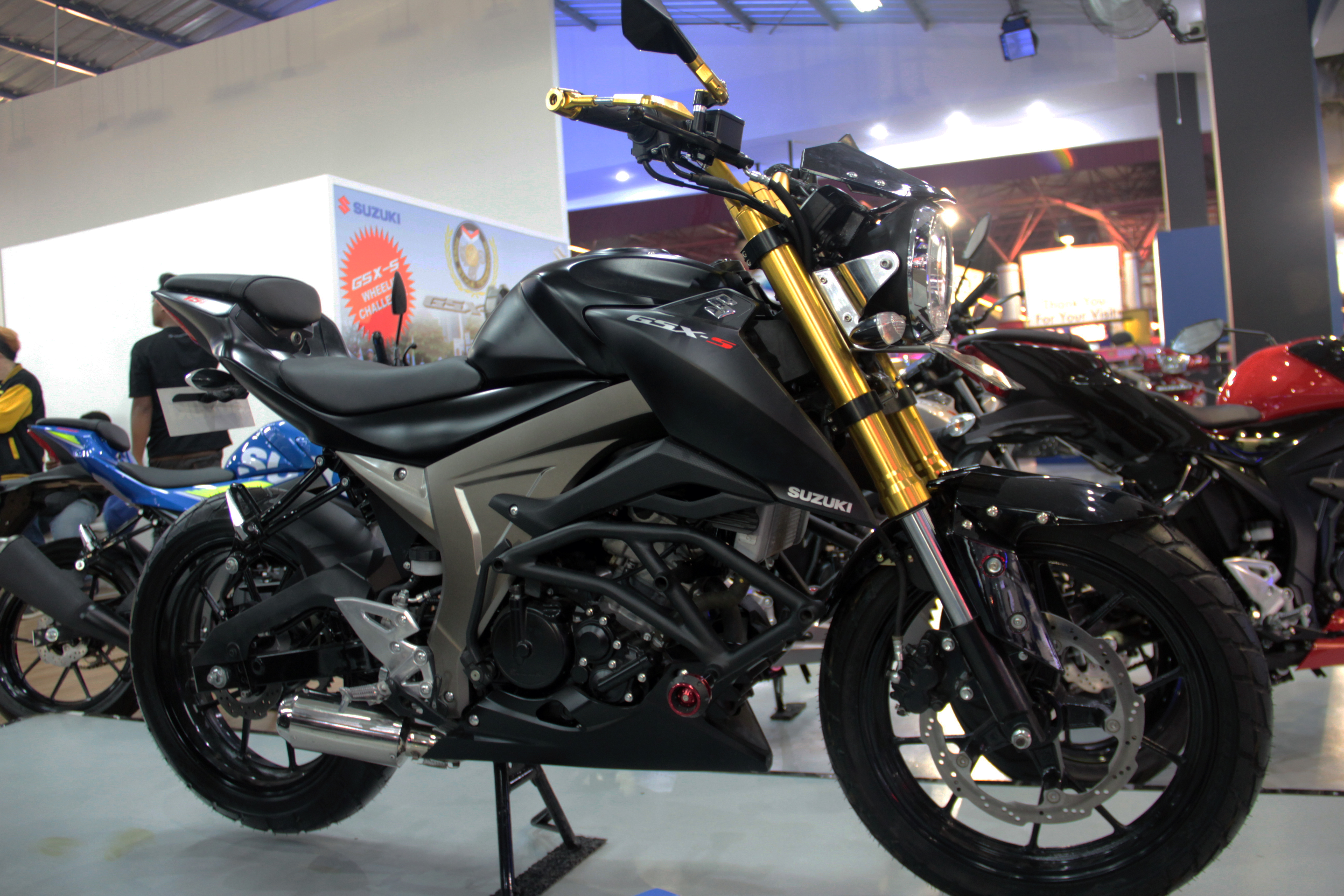 Suzuki GSX  S150 Tampil Berbeda di Jakarta Fair Kemayoran 